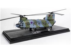 FORCES OF VALOR #FOV-821004C - HC MK 1 - Great Britain Boeing Chinook helicopter Royal Air Force #18 Squadron - Falklands Detachment 1982