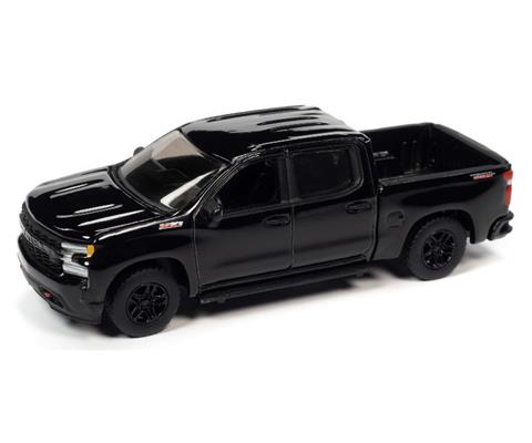 Trucks - AUTO WORLD - AWSP089-B - 2020 Chevrolet Silverado Z71 LT