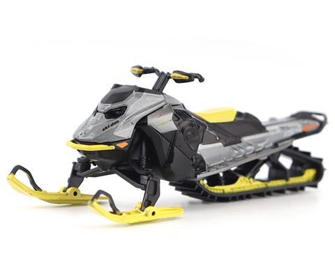 Diecast Masters Ski Doo Summit Expert Deep