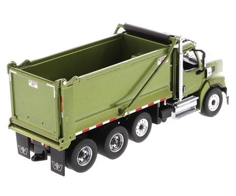 Trucks - DIECAST MASTERS - 71086 - Western Star Tandem Dump Truck