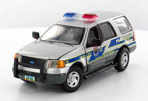 Gear box diecast ford expedition #5