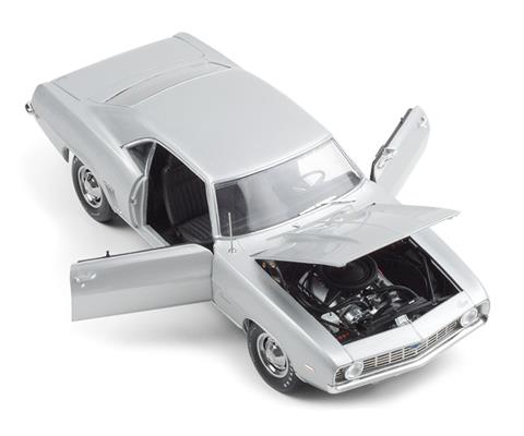 1969 Chevrolet Blazer with Boat and Trailer 1:64 Diecast Model Car -  Contemporary - Decorative Objects And Figurines - by Edelvey Inc., Houzz