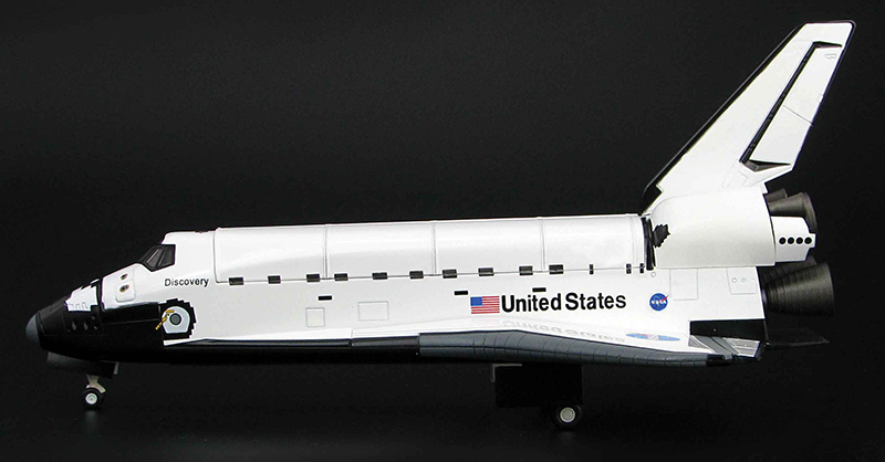 Hobby Master Space Shuttle Discovery OV 103 October 29th