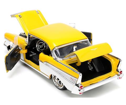 Cars - JADA TOYS - 34200 - 1957 Chevrolet Bel Air Chop Top BigTime