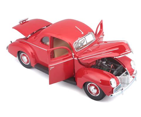 Cars - MAISTO - 31180R - 1939 Ford Deluxe Coupe in Red Features