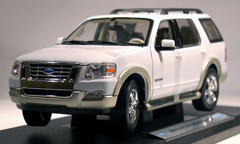 2006 Diecast explorer ford model suv toy #6