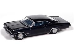 AUTO WORLD #AWSP193-A - 1965 Chevrolet Impala in Danube Blue