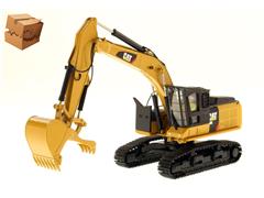 85923-BOX - Diecast Masters Caterpillar 568 GF Road Builder