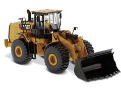 DIECAST MASTERS #85928C - Caterpillar 966M Wheel Loader - Core Classics