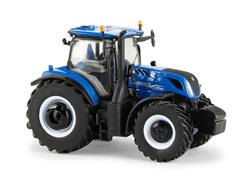 13991 - ERTL Toys New Holland T7300 Prestige Tractor