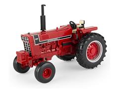 44365 - ERTL Toys International Harvester 966 Black Stripe