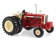 44415 - ERTL Toys Farmall 1206 Tractor