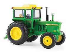 ERTL Toys John Deere 4020 Tractor LP82807