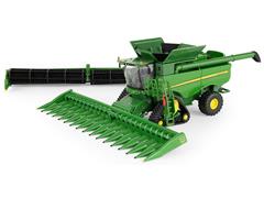 45872 - ERTL Toys John Deere S780 Tracked