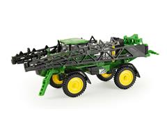 45894 - ERTL Toys John Deere 612R Sprayer