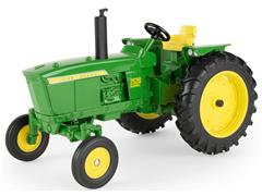 45913 - ERTL Toys John Deere 2520 Diesel Tractor LP84518