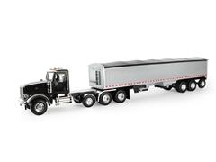 ERTL Toys Peterbilt 367 Semi Truck