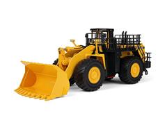 50-3301 - First Gear Replicas Komatsu WA900 3 Wheel Loader