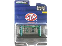 16120-A-SP - Greenlight Diecast STP Four Post Lift SPECIAL