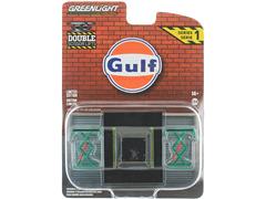 Greenlight Diecast Gulf Oil Automotive Double Scissor