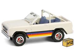 30512-CASE - Greenlight Diecast 1966 Ford Bronco Luxe GT