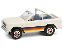 30512 - Greenlight Diecast 1966 Ford Bronco Luxe GT