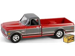 30547-CASE - Greenlight Diecast 1972 Chevrolet Cheyenne C10 Short