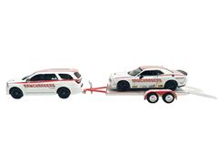 GREENLIGHT #31190-B - 2018 Dodge Durango and 2016 Dodge Challenger R-T Hemi with Flatbed Trailer