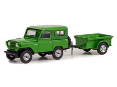 32250-A - Greenlight Diecast 1972 Nissan Patrol and 1_4