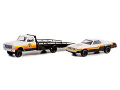 Greenlight Diecast Armor All 1972 Chevrolet C 30 Ramp