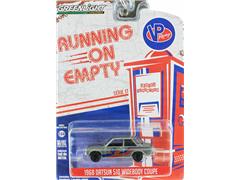 41170-C-SP - Greenlight Diecast VP Racing Fuels 1968 Datsun