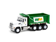 45120-B - Greenlight Diecast Waste Management 2020 Mack Granite