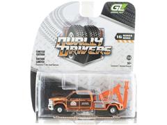 GREENLIGHT #46160-E-SP1 - 2022 Ram 3500 Dually Wrecker in Chrome Orange