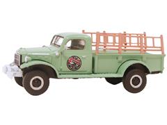 GREENLIGHT #48110-B - 1946 Dodge Power Wagon - Strawberry Farm