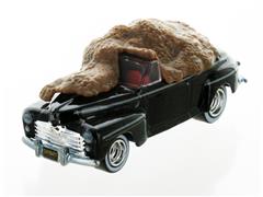 HOT WHEELS #HXD63-JBL82 - Ford Super Deluxe with Detachable Manure - Back to the Future