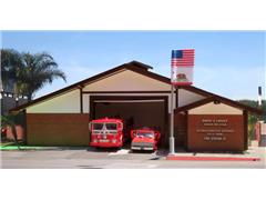 ICONIC REPLICAS #87-0587STN - Fire Station 51 - E-Z Assembly Kit