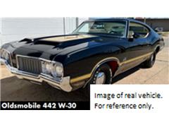 IA43006 - IXO America 1968 Oldsmobile 442