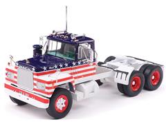 IA43008 - IXO America 1966 Mack R