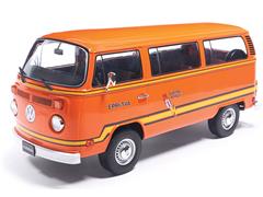 IXO AMERICA #U18RDC004 - 1978 Volkswagen Type 2 Bus Elektrotransporter in Orange
