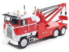 IXO AMERICA #U43TTR002 - 1987 Freightliner FLA Tow Truck in Red and White