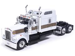 IXO AMERICA #U64TR011 - Kenworth W900 in White