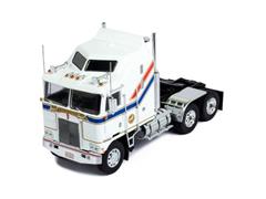 64TR005 - IXO Models 1976 Kenworth K