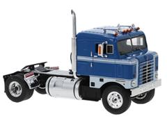 TR154-22 - IXO Models 1950 Kenworth Bullnose