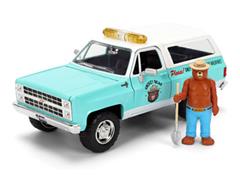 JADA TOYS #36294 - 1980 Chevrolet Blazer with Smokey Bear Figure - Smokey Bear