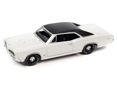 JLSP325-B - Johnny Lightning 1966 Pontiac GTO