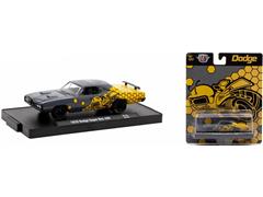 M2MACHINES #11228-119-B - 1970 Dodge Super Bee 440 in Grey with Yellow Honeycomb Pattern