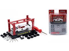 M2MACHINES #37000-83-A - 1969 Chevroelt Camaro RS/SS 396 in White and Black