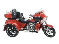 Maisto Diecast 2021 Harley Davidson CVO Tri Glide Motorcycle