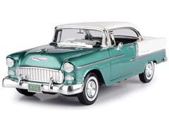 MOTORMAX #73185TC-GR - 1955 Chevrolet Bel Air Hardtop in Green and White