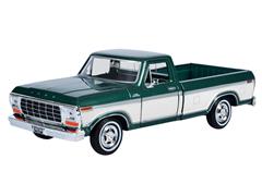 MOTORMAX #79346AC-GW - 1979 Ford F-150 Custom Pickup in Green and White